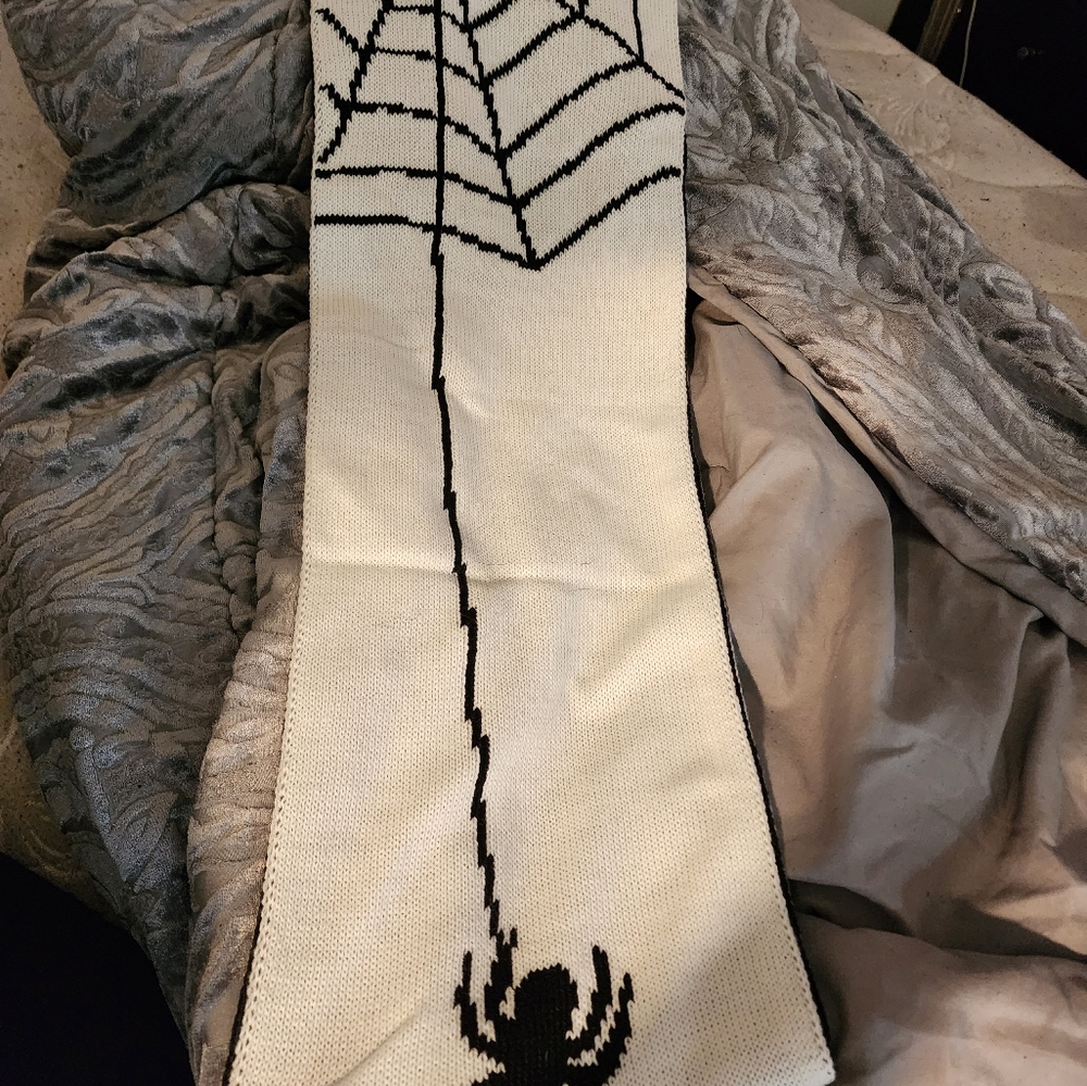 LDV scarf